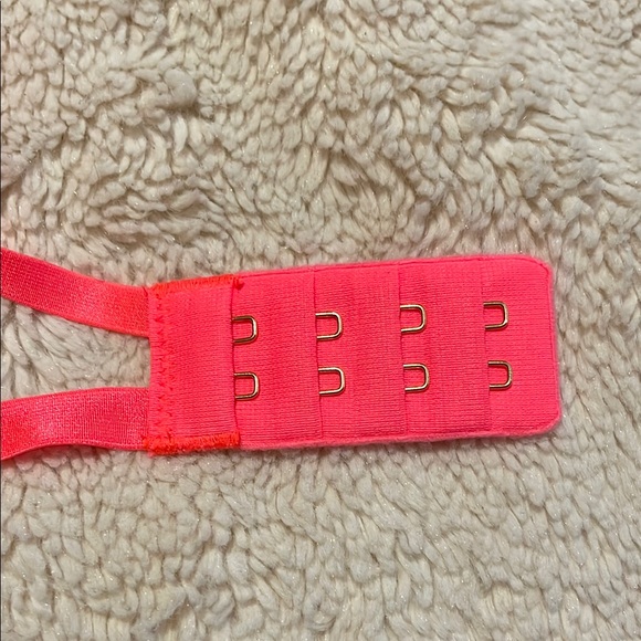 Victoria's Secret Pink and Gold Floral Mesh Bra -Never Worn - Picture 5 of 6